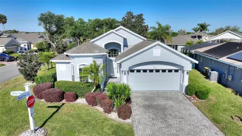 106 Mossy Oak Dr, Davenport, FL 33837