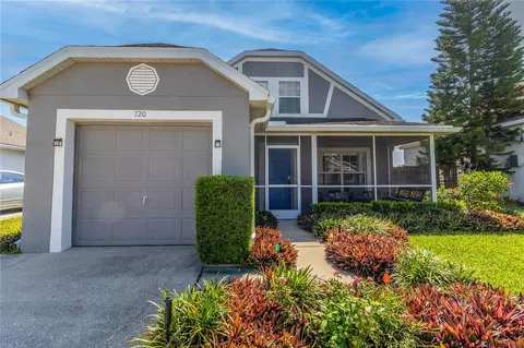 720 Belvoir Dr, Davenport, FL 33837