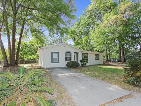 942 Haas Ave, Apopka, FL 32703
