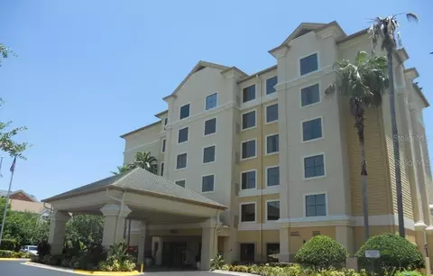 7601 Canada Ave #412, Orlando, FL 32819