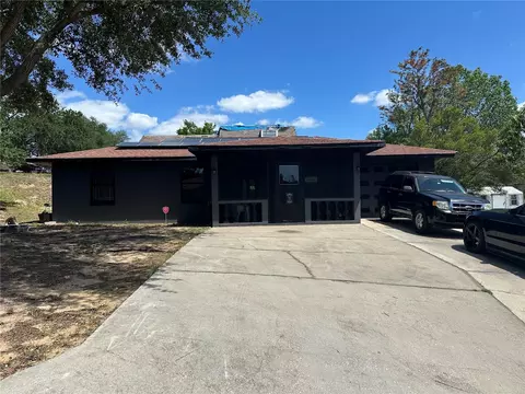 718 Greenbrough Dr, Lake Wales, FL 33853