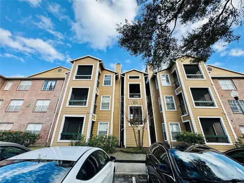 4301 Lizshire Ln #308, Orlando, FL 32822
