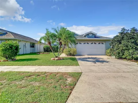 832 Whalebone Bay Dr, Kissimmee, FL 34741