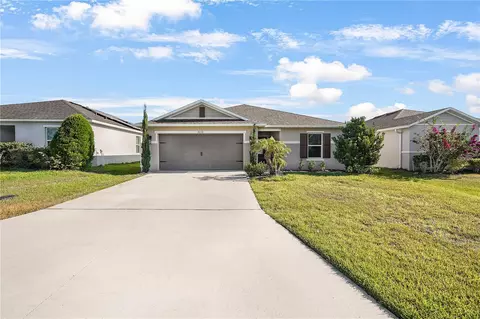 16333 Yelloweyed Dr, Clermont, FL 34714