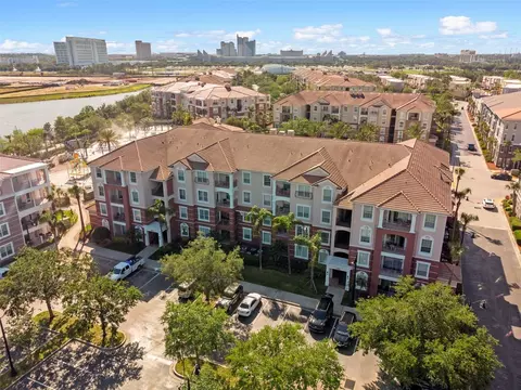 4862 Cayview Ave #407, Orlando, FL 32819