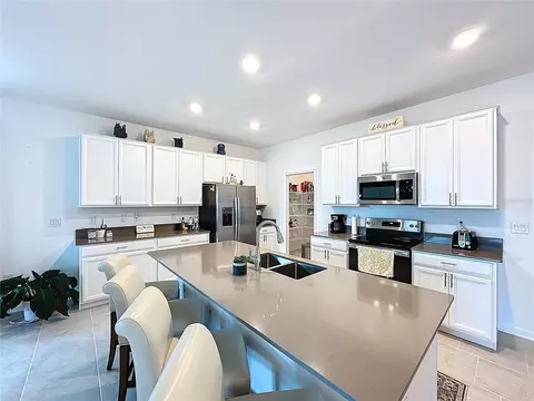 Kitchen - 4190 Bull St, Saint Cloud, FL 34772 photo 1 of 8