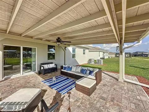 Exterior - 4190 Bull St, Saint Cloud, FL 34772 photo 10 of 17