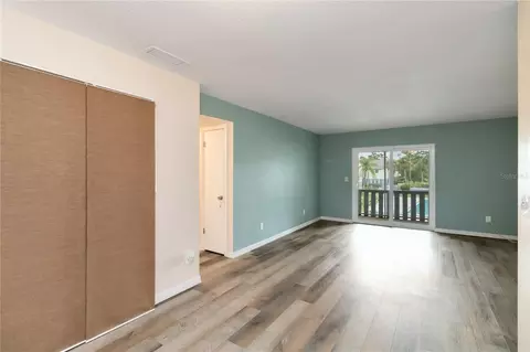 Living - 4722 Kilt Ct #65, Saint Cloud, FL 34769 photo 4 of 4