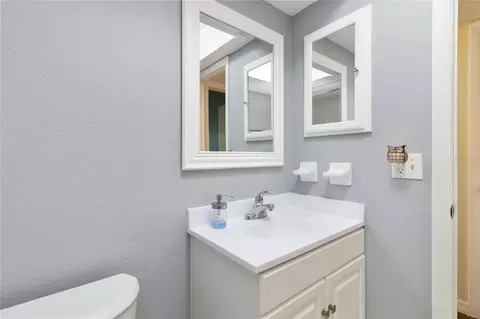 Bath - 4722 Kilt Ct #65, Saint Cloud, FL 34769 photo 4 of 5