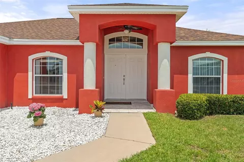 318 Highland Meadows Dr, Davenport, FL 33837