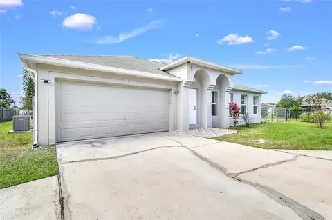 650 Mesilla Dr, Kissimmee, FL 34758