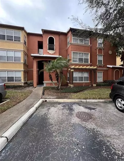 5160 Conroy Rd #26, Orlando, FL 32811