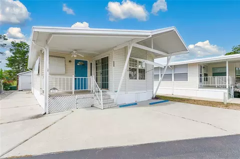 221 Arnold Palmer Dr, Davenport, FL 33837