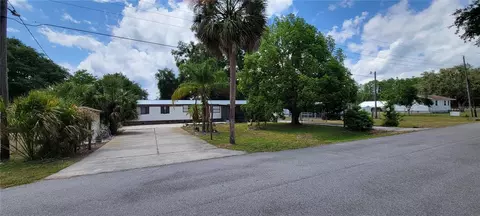 100 Pine Dr, Kenansville, FL 34739