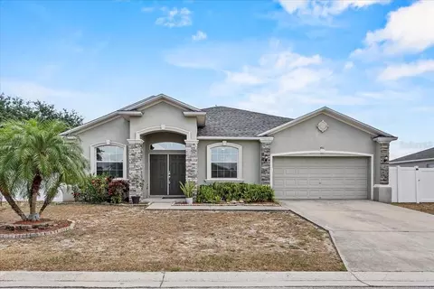 491 Majestic Gardens Blvd, Winter Haven, FL 33880