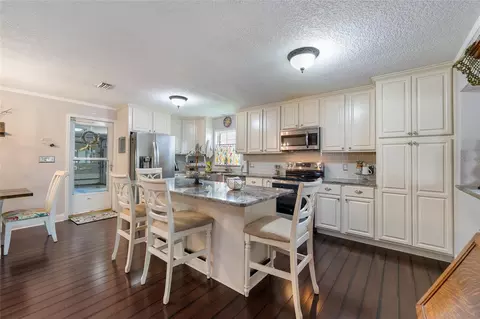 17 Juniper Dr, Davenport, FL 33837