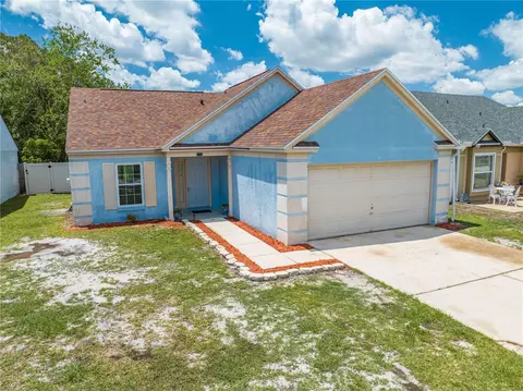 8322 Cascade Oaks Dr, Orlando, FL 32822
