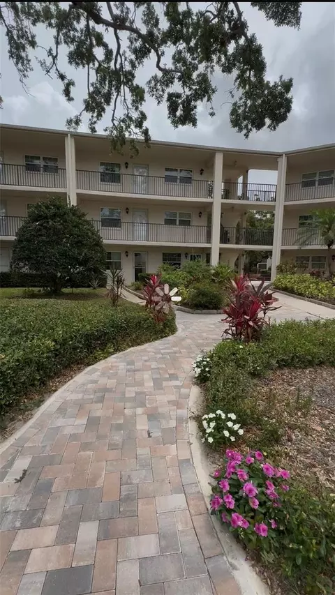 870 Virginia St #108, Dunedin, FL 34698