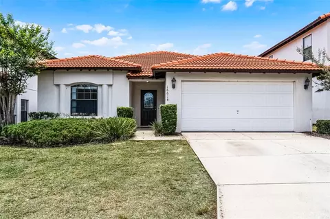 Exterior - 16614 Lazy Breeze Loop, Clermont, FL 34714 photo 2 of 7