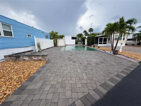 715 Horizon Ln, Melbourne Beach, FL 32951