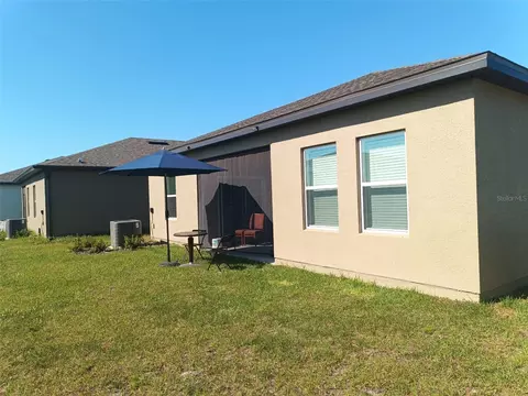 Exterior - 409 Conway Ave, Saint Cloud, FL 34771 photo 3 of 4