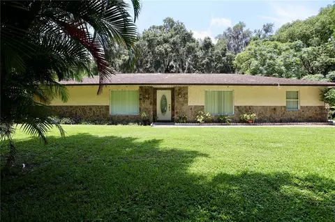860 Oak Shore Dr, Saint Cloud, FL 34771