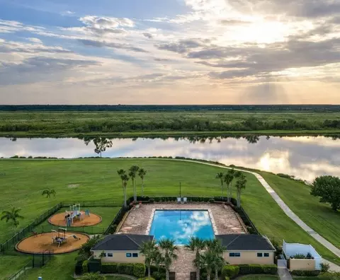 Exterior - 4800 Riverwalk Dr, Saint Cloud, FL 34771 photo 8 of 11