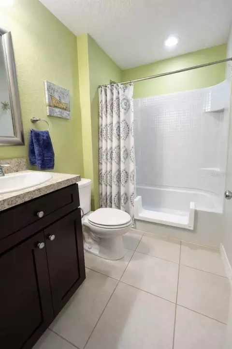 Bath - 4800 Riverwalk Dr, Saint Cloud, FL 34771 photo 3 of 3