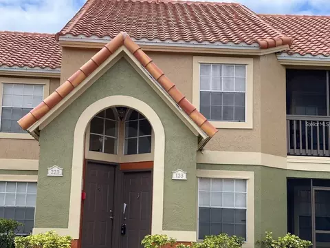 429 Fountainhead Cir #223, Kissimmee, FL 34741