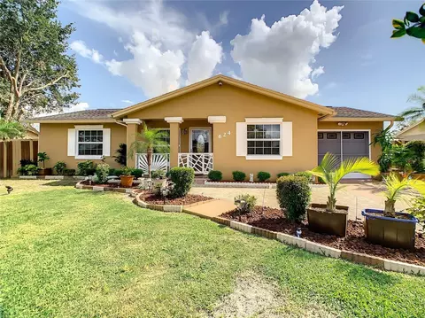 624 Royal Palm Dr, Kissimmee, FL 34743