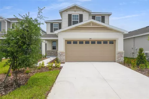 208 Flag Lilly Ln, Umatilla, FL 32784