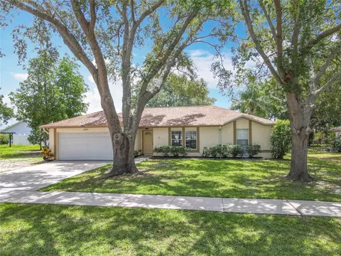 2493 Pine Chase Cir, Saint Cloud, FL 34769