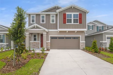 216 Flag Lilly Ln, Umatilla, FL 32784