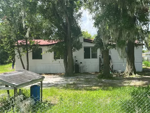 157 Hilton Rd, Bowling Green, FL 33834