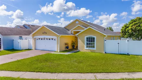5100 Violet Ln, Kissimmee, FL 34758
