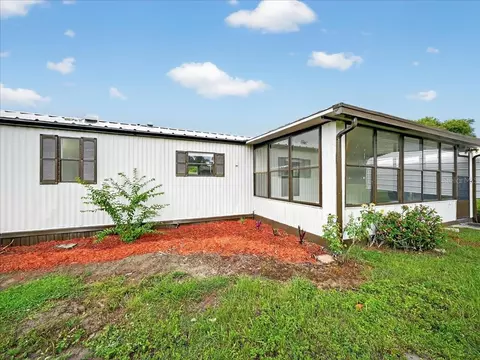 1989 Shore Rd, Avon Park, FL 33825