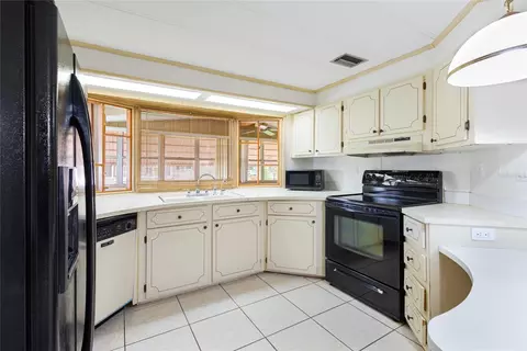 2542 Longpine Ln, Saint Cloud, FL 34772 photo 11