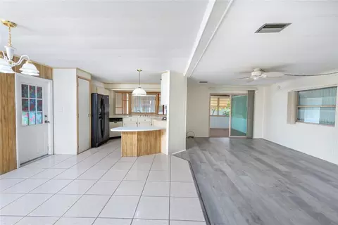 2542 Longpine Ln, Saint Cloud, FL 34772 photo 13