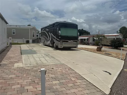 9000 Us Highway 192 #109, Clermont, FL 34714