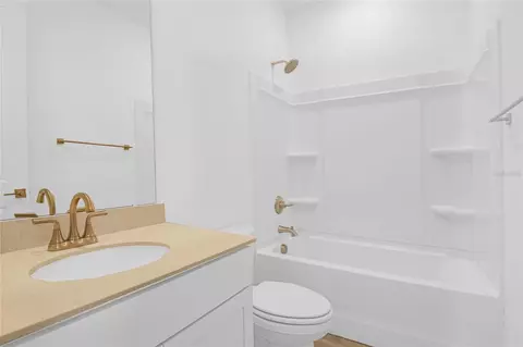 Bath - 1666 Crooked Creek St, Saint Cloud, FL 34772 photo 1 of 1