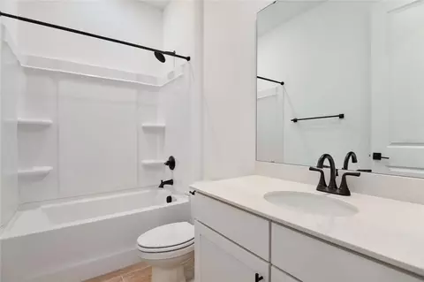 Bath - 1712 Crooked Creek St, Saint Cloud, FL 34772 photo 1 of 3