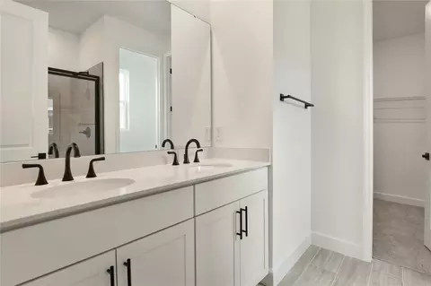 Bath - 1712 Crooked Creek St, Saint Cloud, FL 34772 photo 2 of 3