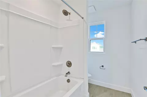 Bath - 1693 Crooked Creek St, Saint Cloud, FL 34772 photo 4 of 4