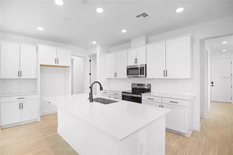 Kitchen - 1663 Crooked Creek St, Saint Cloud, FL 34772 photo 1 of 3