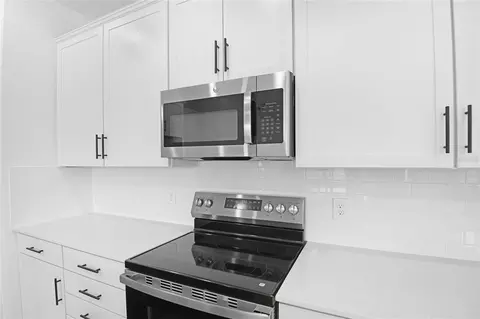 Kitchen - 1663 Crooked Creek St, Saint Cloud, FL 34772 photo 3 of 3