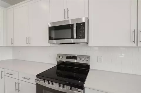Kitchen - 1698 Crooked Creek St, Saint Cloud, FL 34772 photo 2 of 3