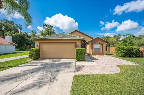 608 Maple Forest Dr, Orlando, FL 32825