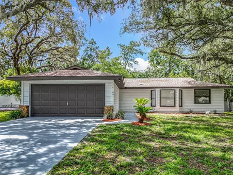 4160 S Oakhurst Dr, Homosassa, FL 34446