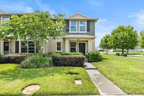 1864 Red Canyon Dr, Kissimmee, FL 34744