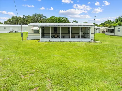 135 Arnold Rd, Kenansville, FL 34739